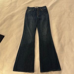 Madewell LIKE NEW “Flea Market Flares” jeans